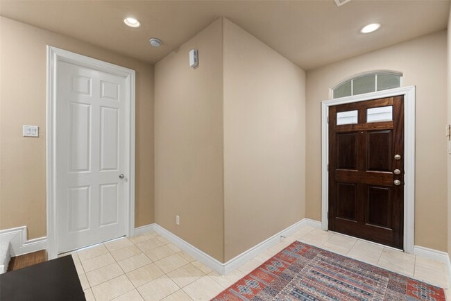 Photo - 9125 Harbor Hills Dr