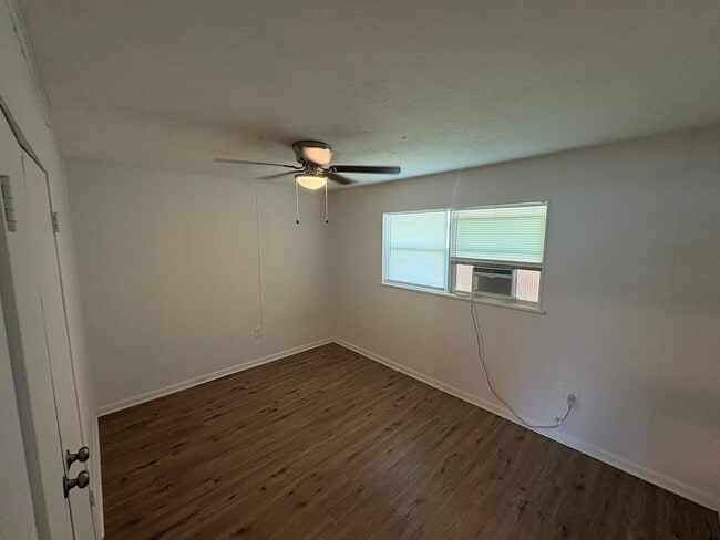 Photo - 442 Avenue F NW Unit Quiet Moorehaven property