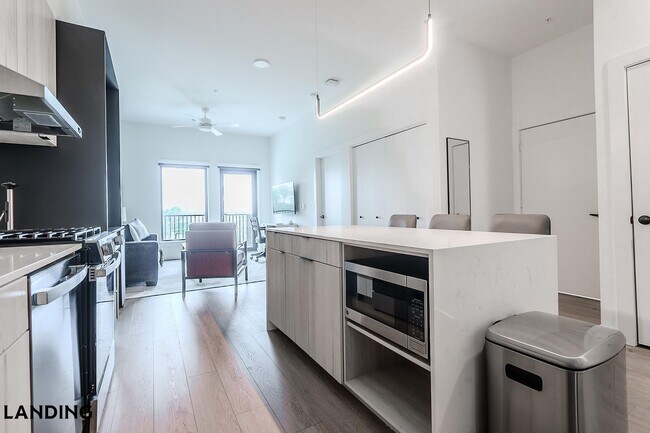 Photo - 2623 Keene St Unidad 554