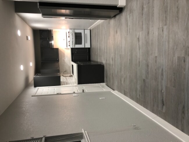 Photo - 1211 Center Ln Unit #2