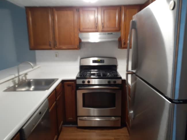 Photo - 170 Governors Dr