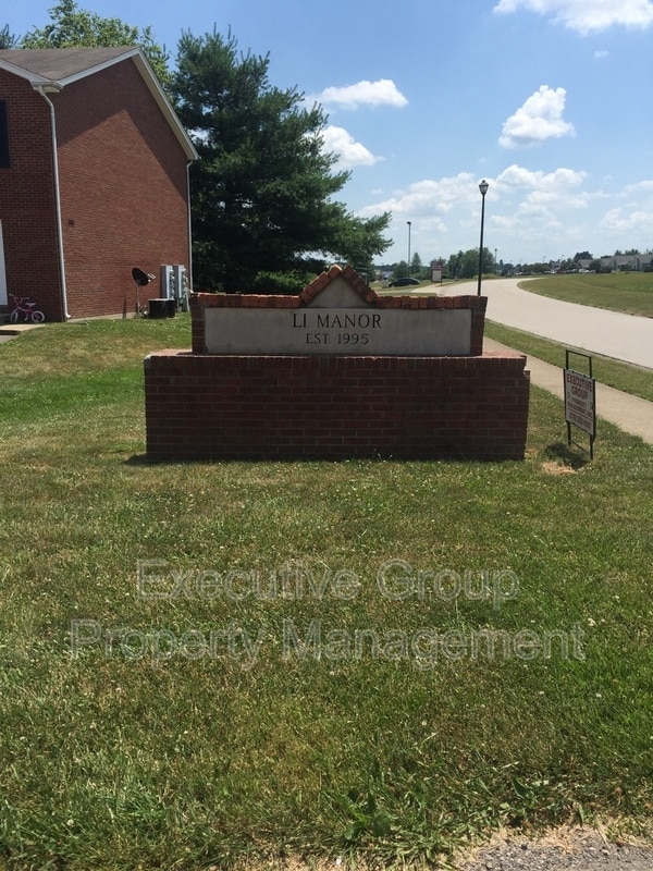 Photo - 1113 Crowne Pointe Dr