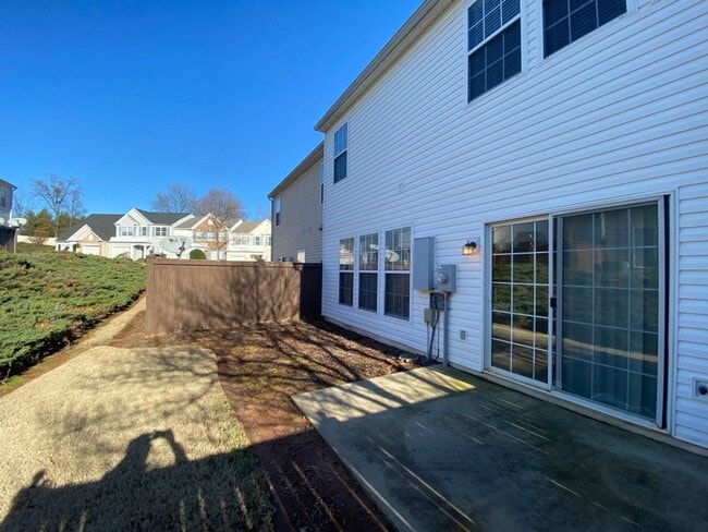 Photo - Waterford Park - 3 BR/2.5 BA Townhome Conv...