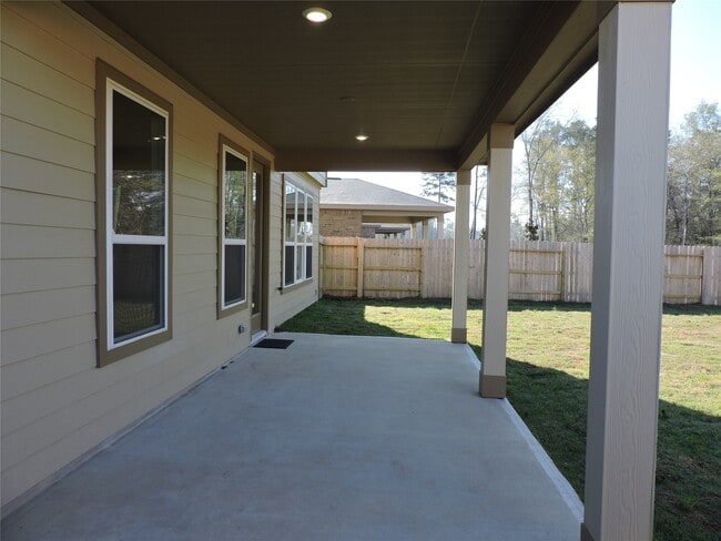 Photo - 1122 Epworth Ct.