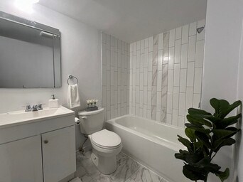 Photo - Woodland Trail Apartments