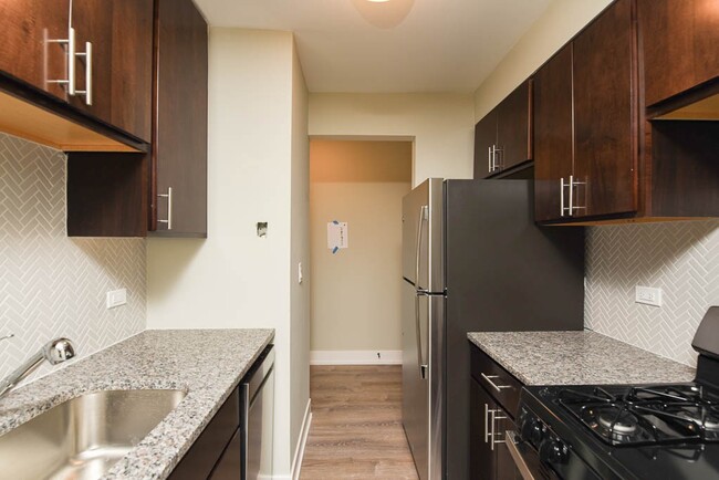 Photo - 533 W Surf St Unidad 615