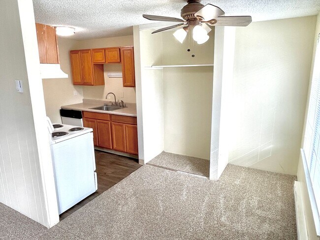 Photo - MONTM01 Unit 537