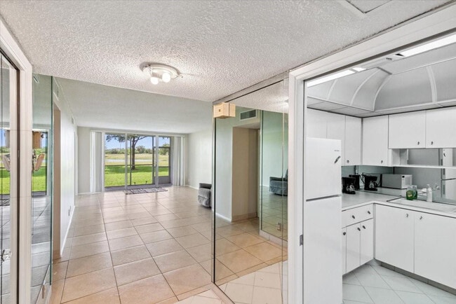 Photo - 3080 N Course Dr Unit 102