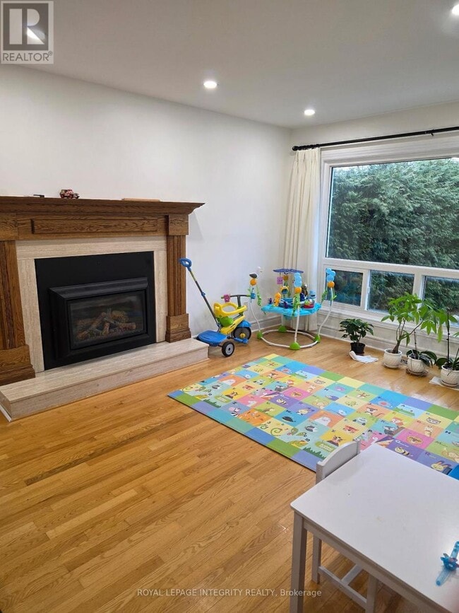 Photo - 63 Topley Crescent