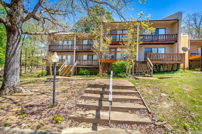 Building Photo - 601 Dave Creek Pkwy Rental