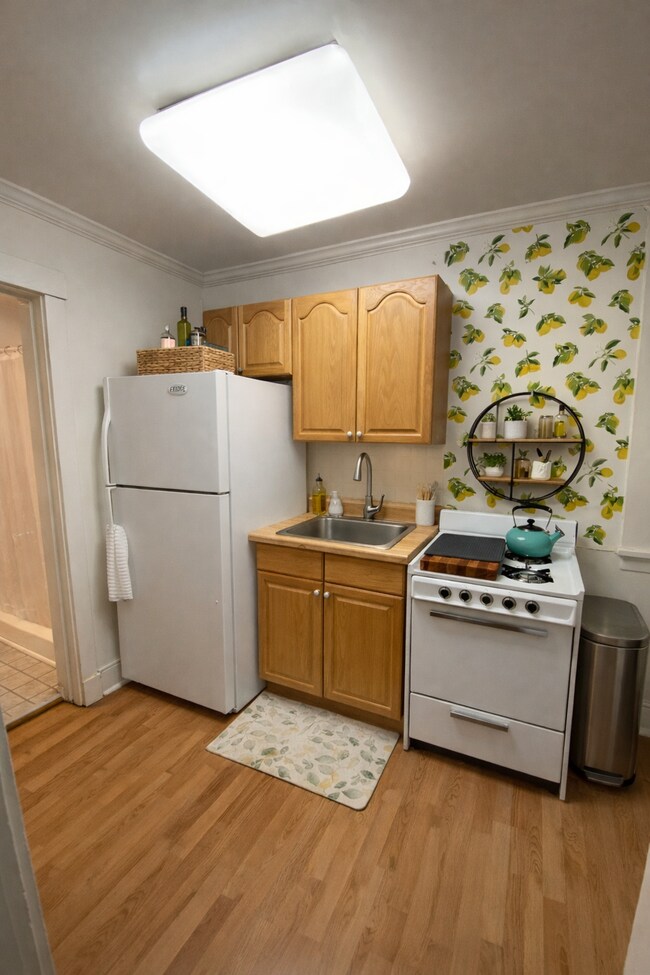 Photo - 2415 BeechwoodCarriage House