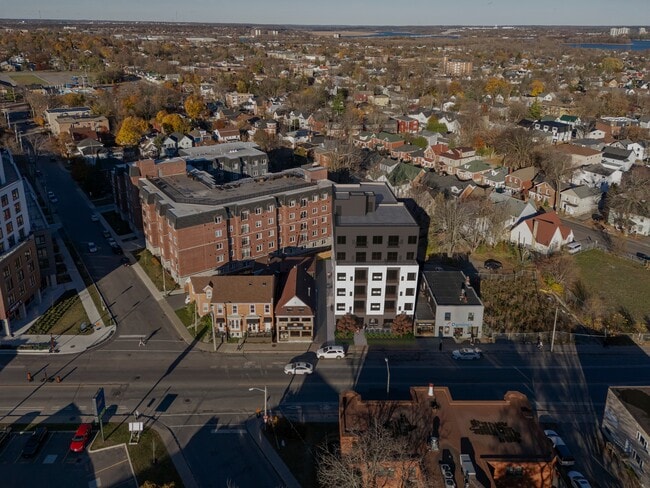 Photo - 565 Princess