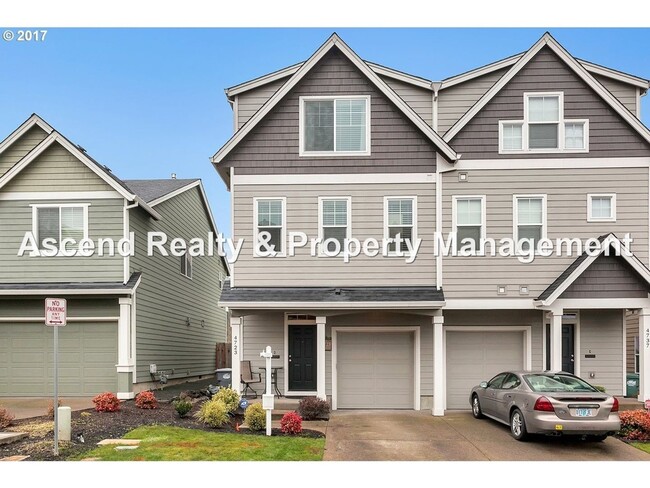 Building Photo - Convenient Hillsboro Location Heart of HiT...