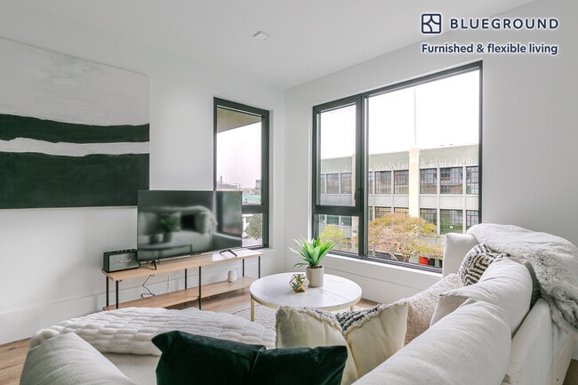 Photo - 1288 Howard St Unit FL4-ID2123