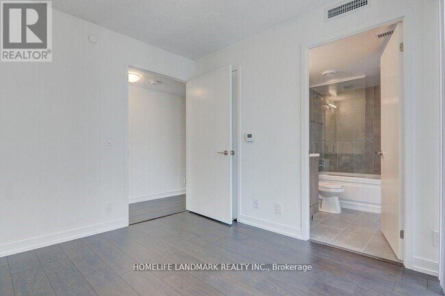 Photo - 60 Shuter St Unit 1802