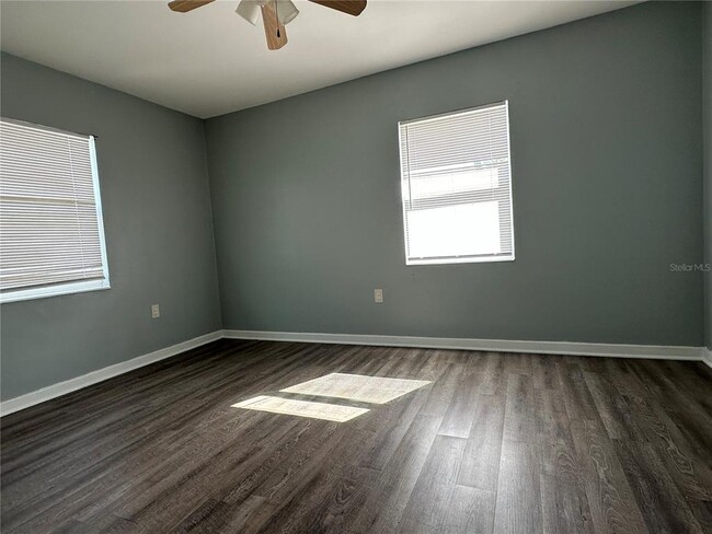 Photo - 1481 Drew St