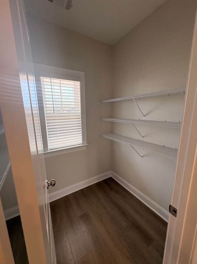 Photo - 114 Alva Ct Unit 114 Alva Court