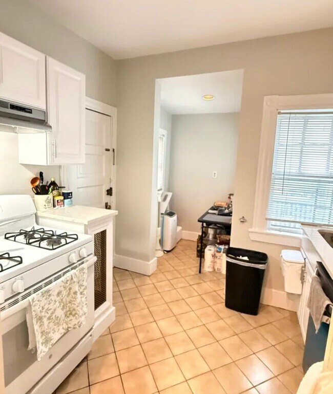 143 Kilsyth Rd