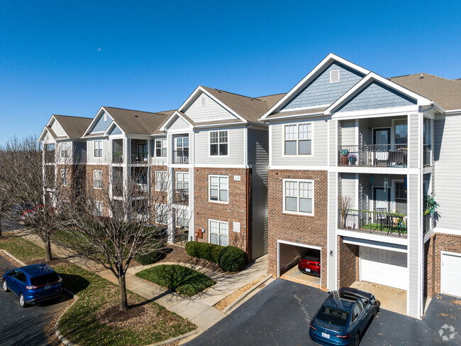 Building Photo - MAA Huntersville Rental