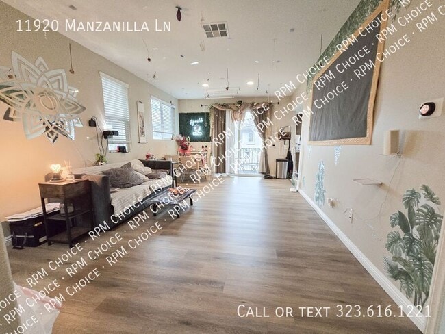 Photo - 11920 Manzanilla Ln
