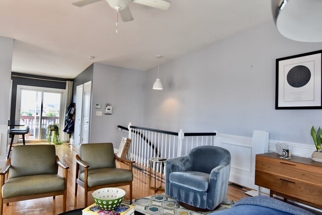 Photo - 157 Dorchester St Unidad 2