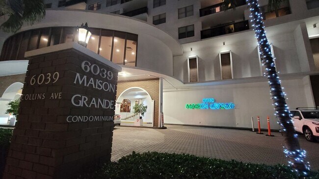 Photo - 6039 Collins Ave