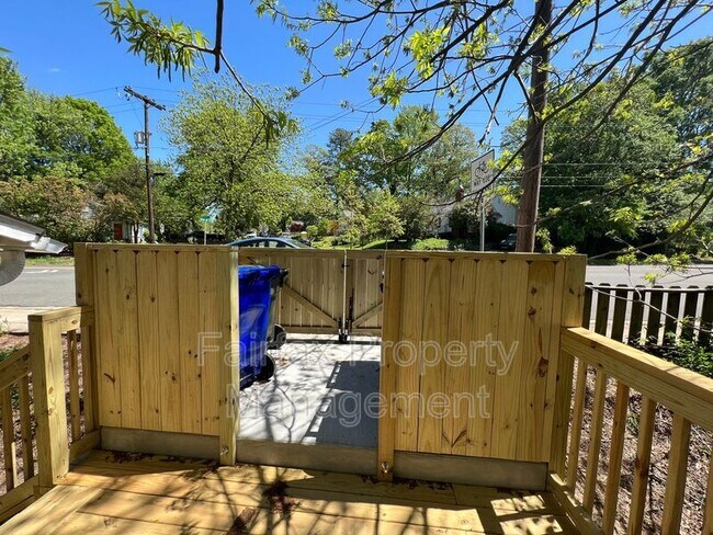 Photo - 919 Washington St Unidad A