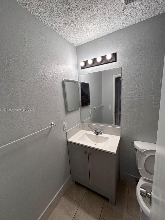 2091 Ilene Ct Unit 2