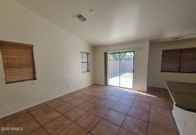3133 W Huntington Dr