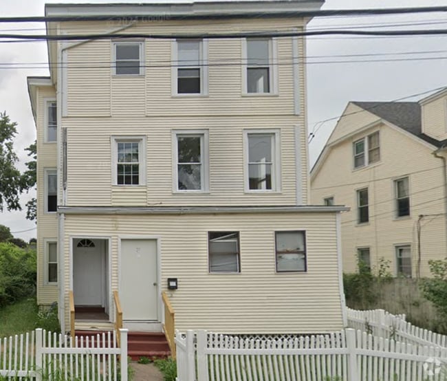 Building Photo - 74 Madison Ave Unit 1st Floor Rental