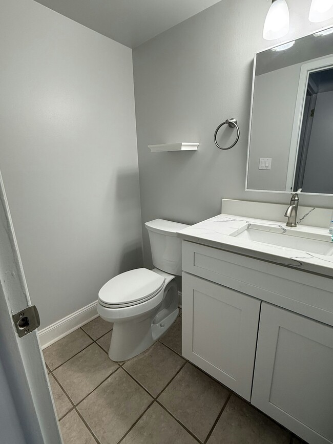 Photo - 6909 Harvard Ln