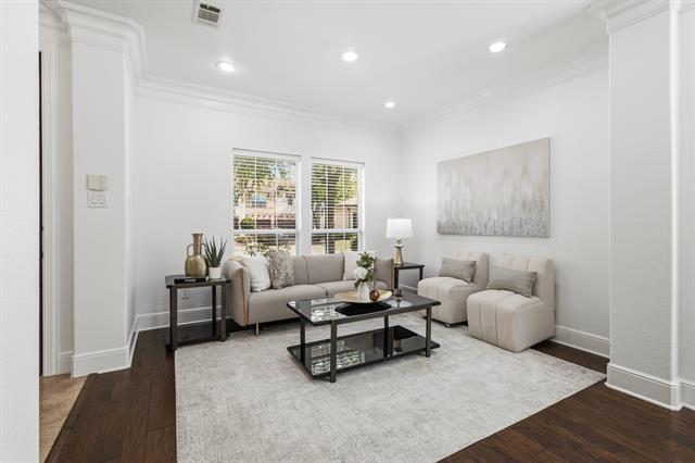Photo - 8401 Foothill Dr