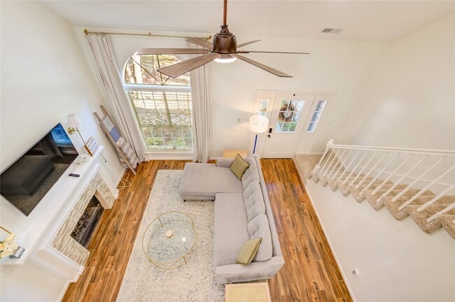 Photo - 56 E Village Knoll Cir