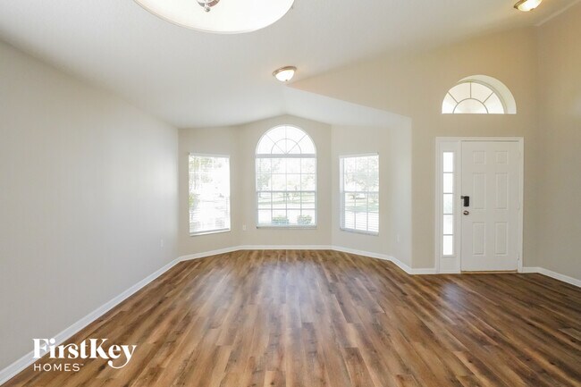 Photo - 2513 Balmoral Dr