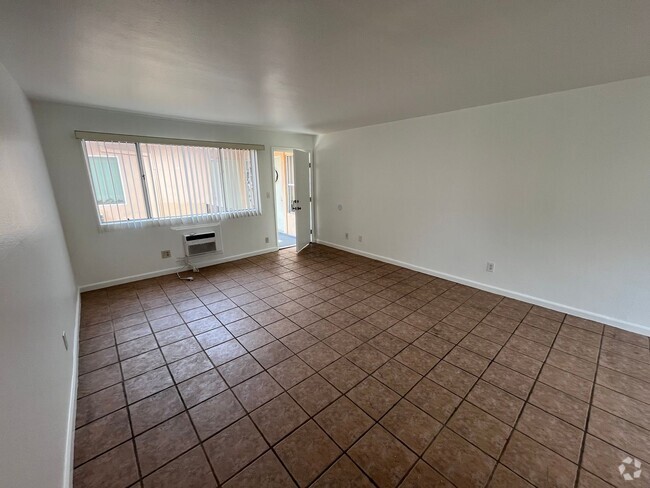 Building Photo - 11751 Hart St Unit 08 Rental
