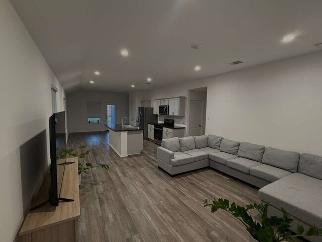 Photo - 5711 Vintage Oakmont Dr