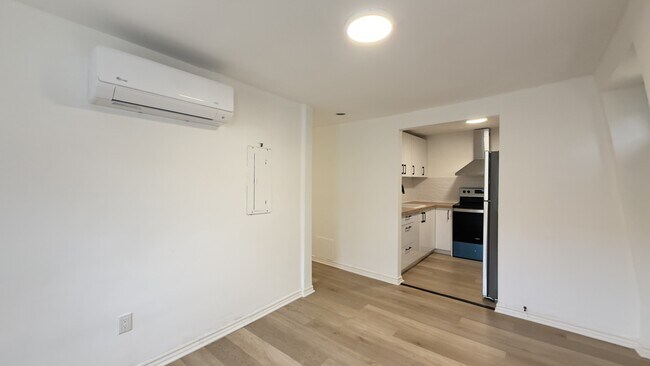 Photo - 137 Oakdale Ave Unité 3