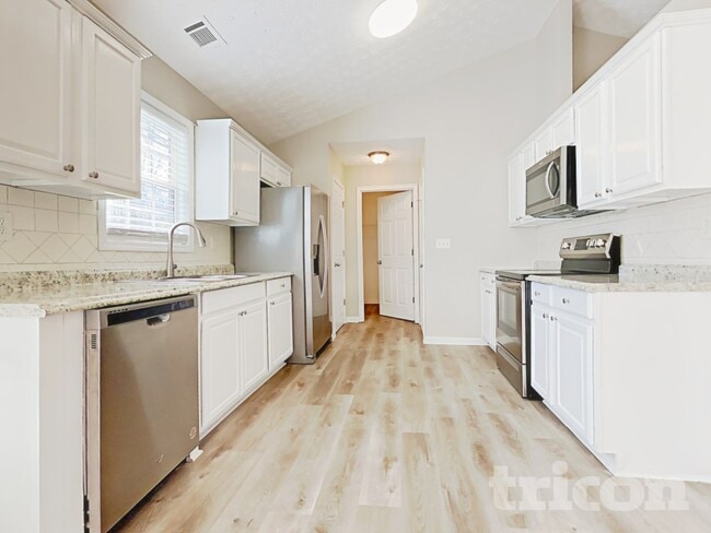 Photo - 1410 Ericas Pointe Dr