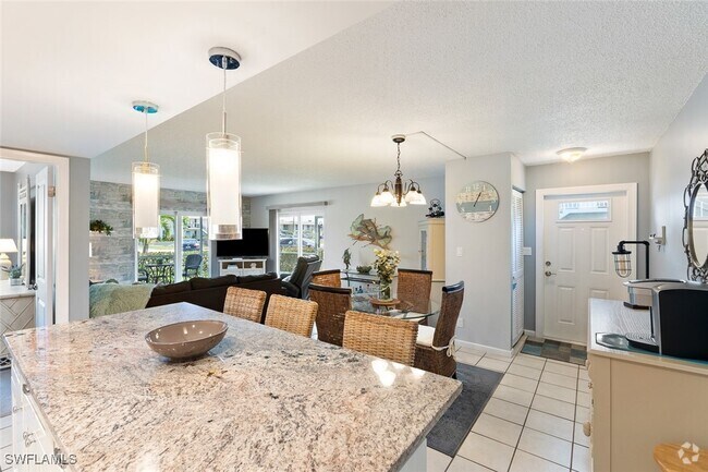 Building Photo - 240 Palm Dr Unit 48-1 Rental