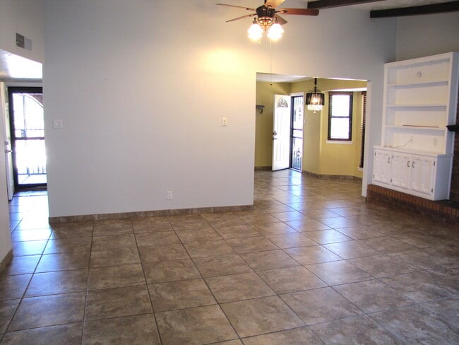 Photo - Amazing NE Heights Home! Tile Floors! This one won't last long!!
