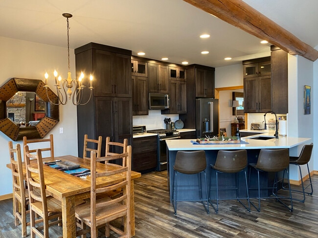 Photo - 710 Birch Point Dr