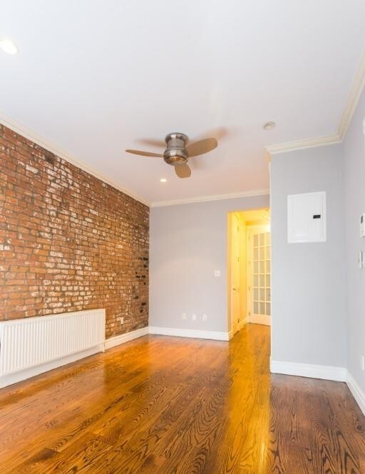 Photo - 345 E 5th St Unidad 5