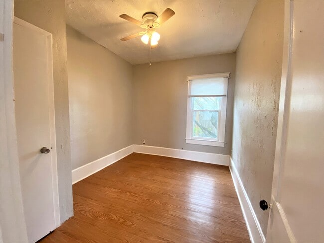 Photo - 1466 30th Ave N