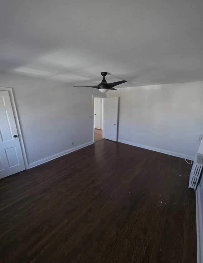 Photo - 11 Lawrence Ave