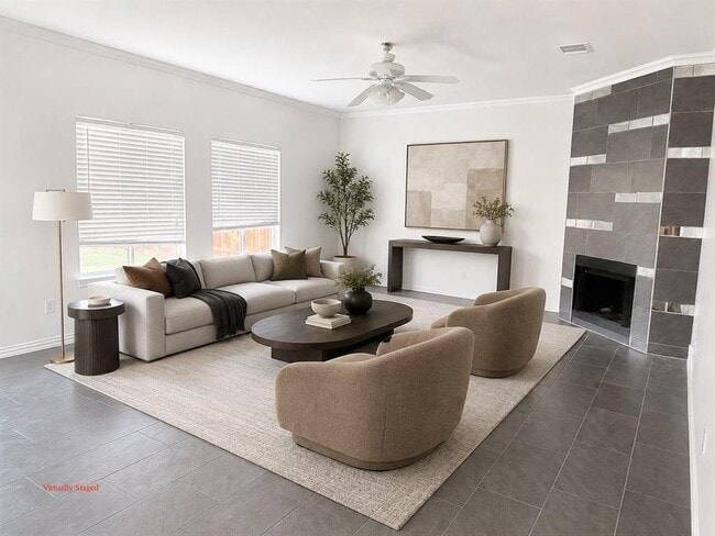 Photo - 1002 Acanthus St