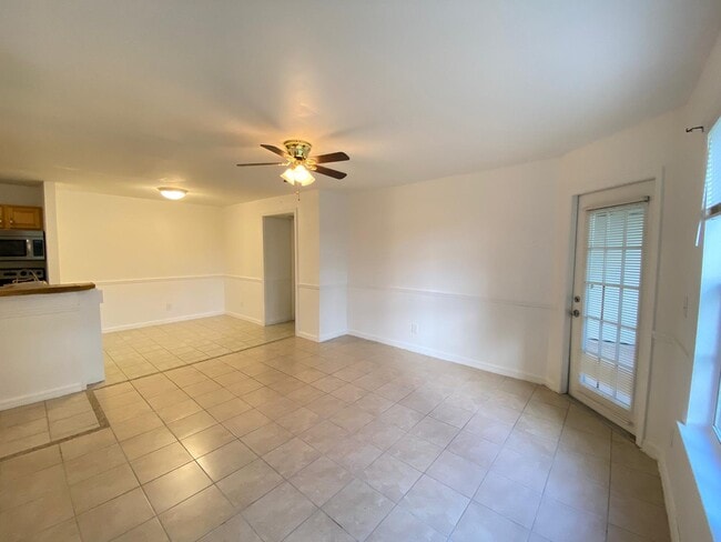 Photo - 6166 Westgate Dr