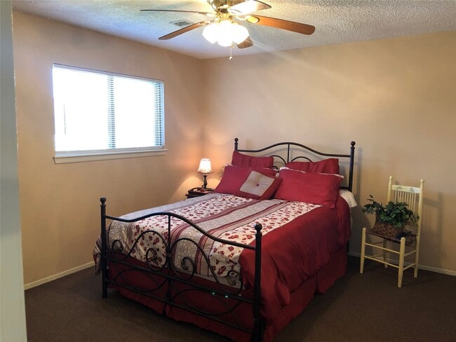 Photo - 1022 Wilson Rd Unit A