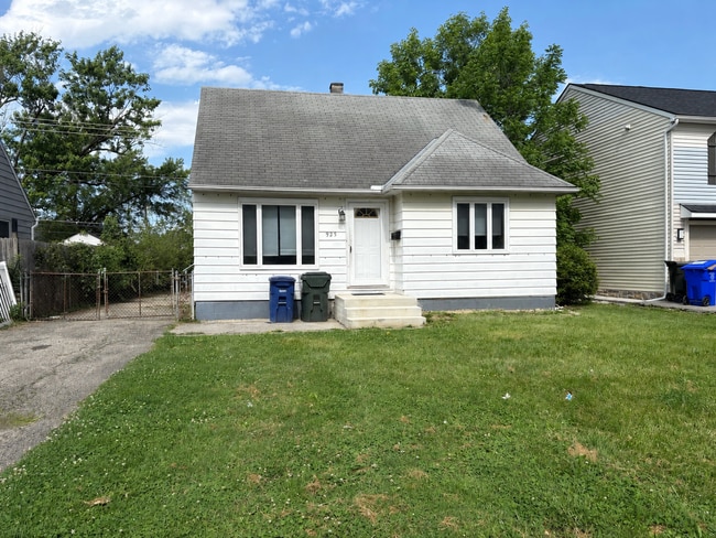 Building Photo - 925 S Ashburton Rd
