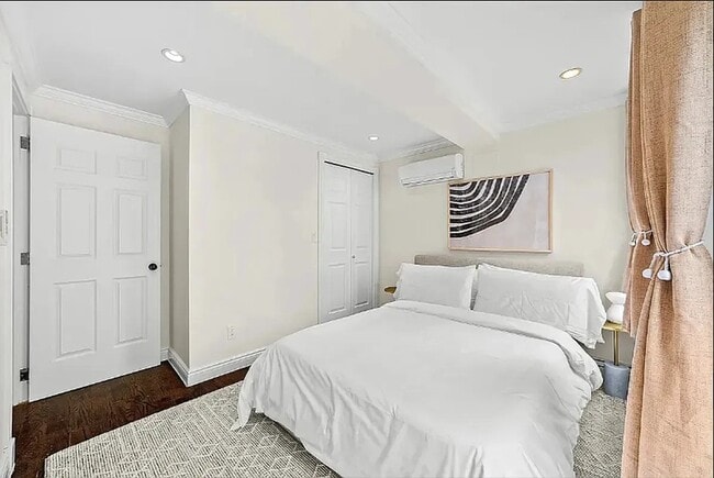 448 W 19th St Unidad 2AB
