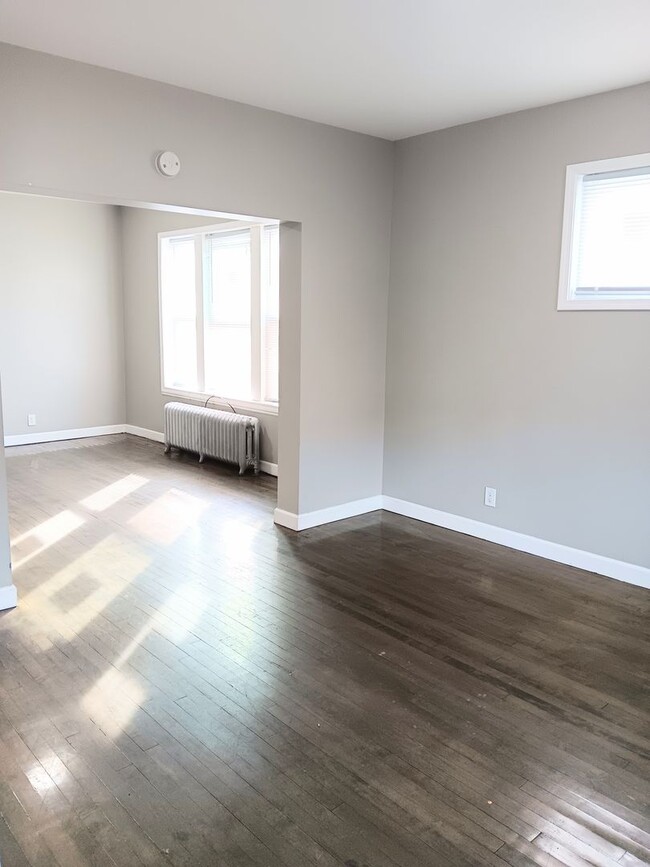 Building Photo - 3431 Fir St Unit 2F
